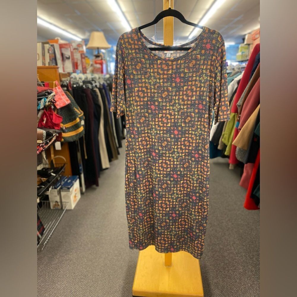 🛍️ LuLaRoe Ladies XL Fitted Dress